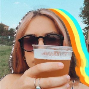 Meet your Posher, Lizzie